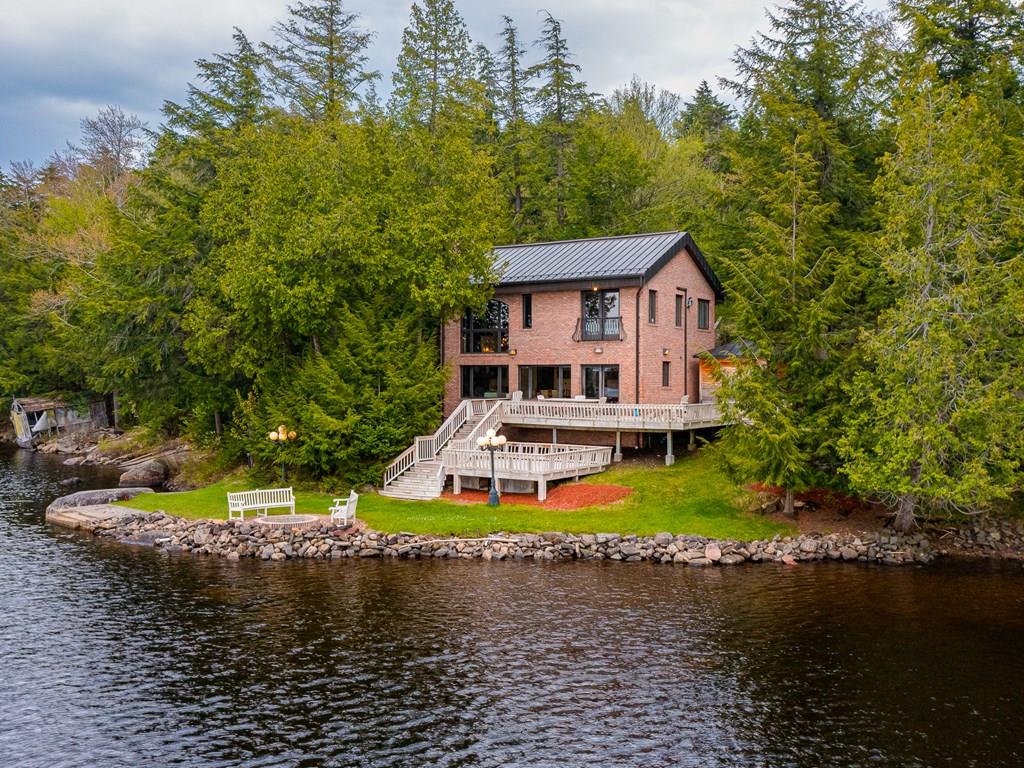 Adirondack Waterfront Homes for Sale Merrill L. Thomas, Inc.
