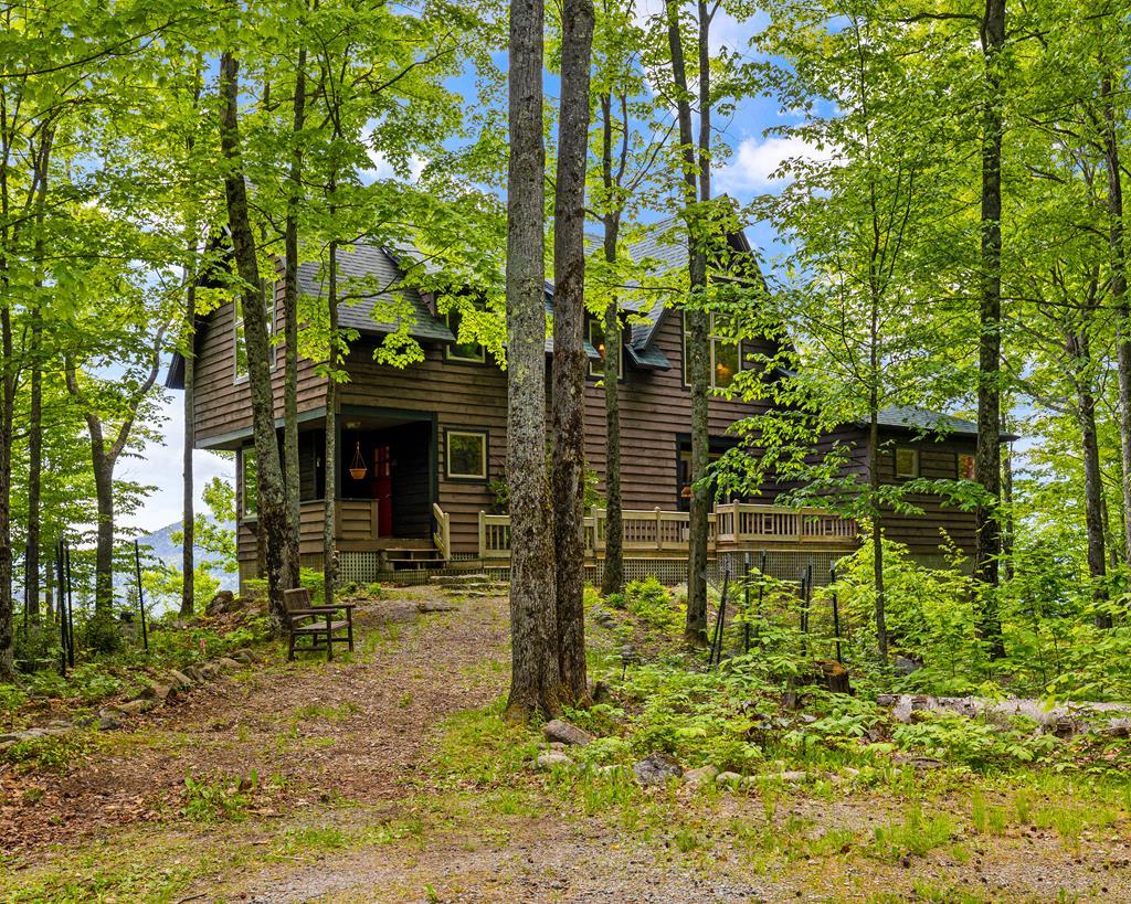 45 Snow Shoe Way, Keene Valley NY 12943 Merrill L. Thomas